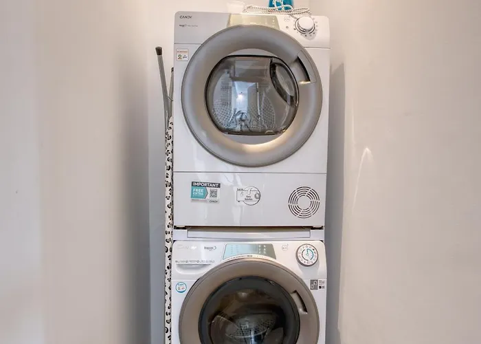 Apartment Cozy By Beyond Air At The Heart Of St Julians St. Paul's Bay