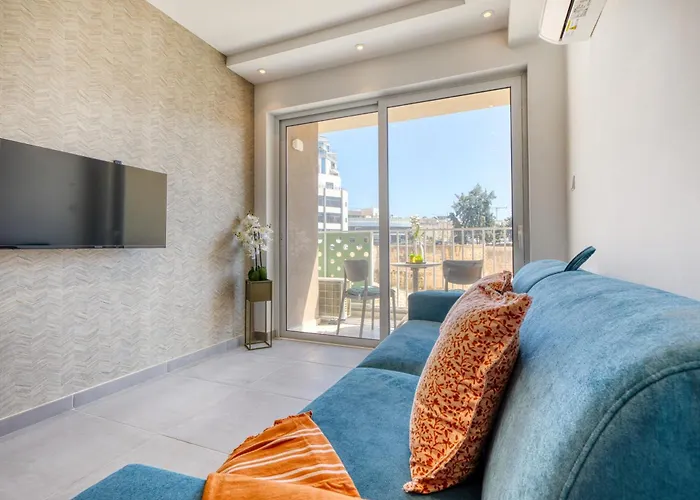 Cozy By Beyond Air At The Heart Of St Julians Apartment St. Paul's Bay