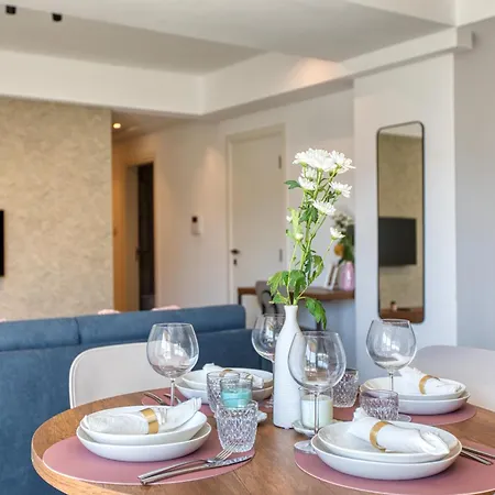 Cozy Heart Of St Julians Sleeps 5