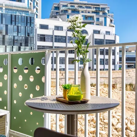 Lejlighed Cozy By Beyond Air At The Heart Of St Julians *