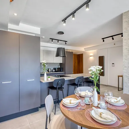 Cozy Heart Of St Julians Sleeps 5 Appartamento