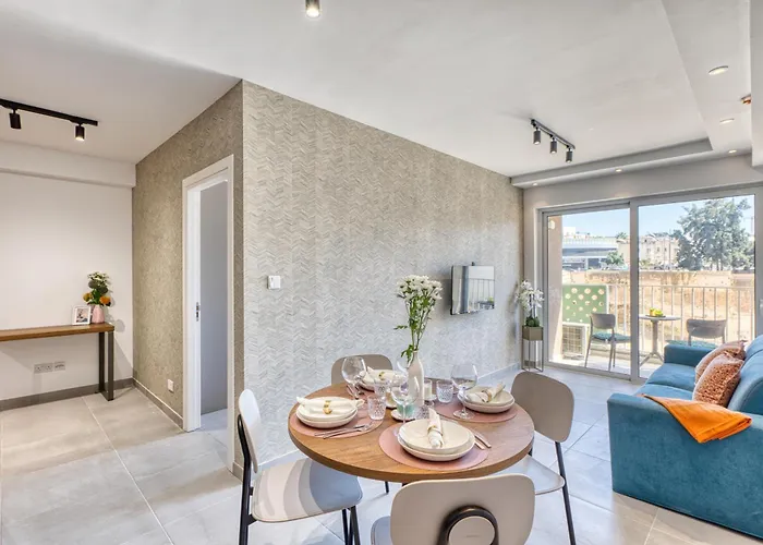 Cozy By Beyond Air At The Heart Of St Julians *