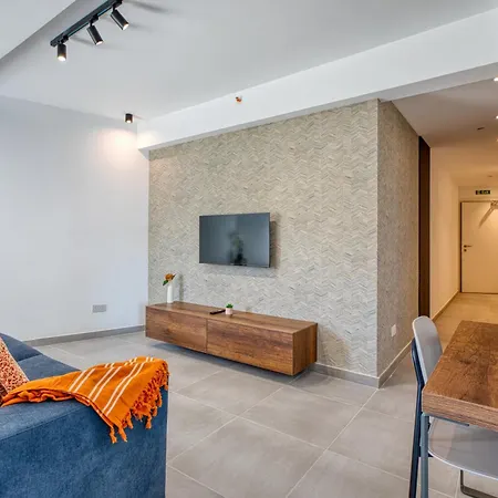 Cozy Heart Of St Julians Sleeps 5 סיינט פול ביי