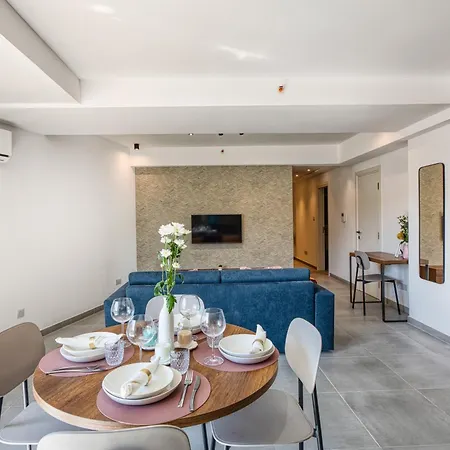Cozy Heart Of St Julians Sleeps 5 * סיינט פול ביי
